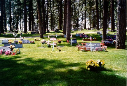 Ronan Cemetery, 1999 (64KB)