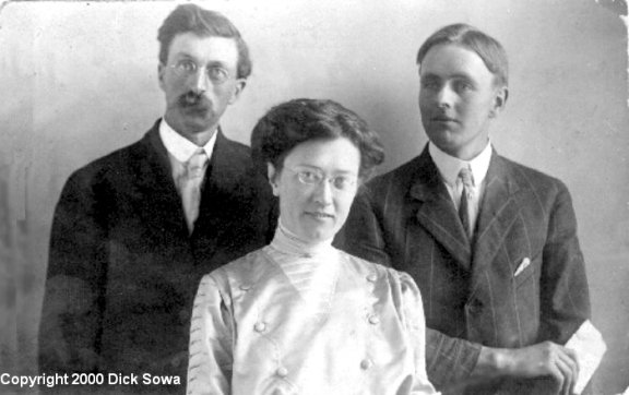 Sealah Phillips, his wife Emma and Friend Harold Worsley, Castner Falls, Cascade County, Montana