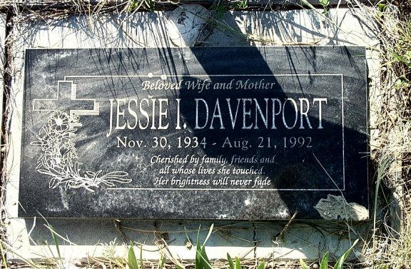 Jessie I. Davenport Grave Marker, Nordahl Cemetery, Musselshell River Breaks