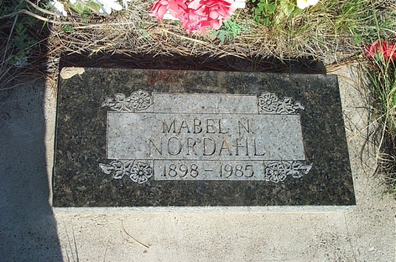 Mabel N. Nordahl Grave Marker, Nordahl Cemetery, Musselshell River Breaks