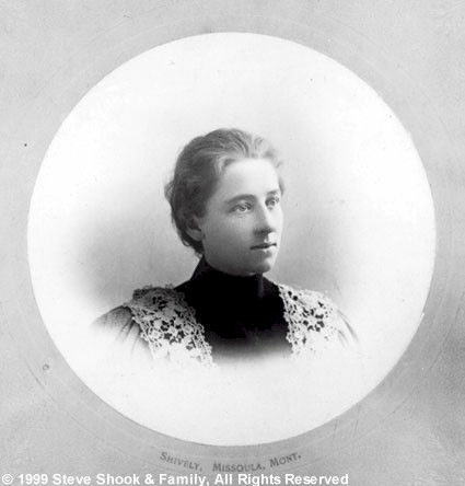 Caroline Worden Dixon, ca 1900