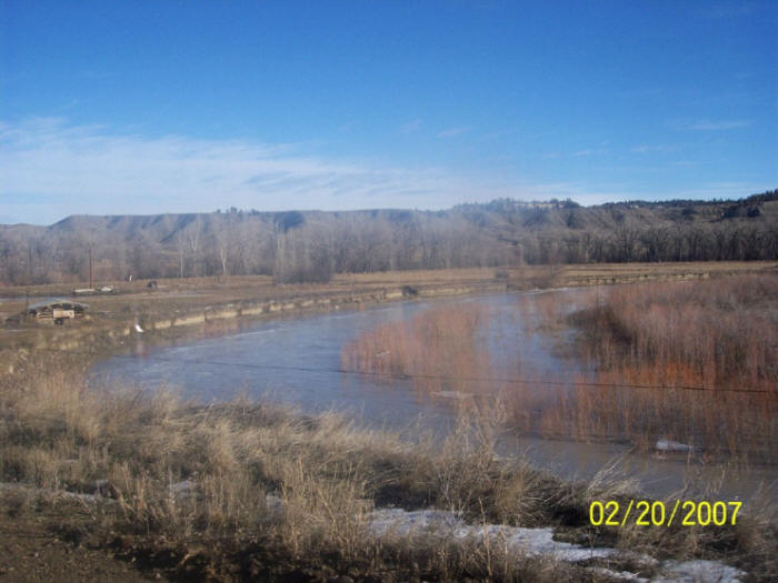 1 hour before the Ice went out, Musselshell River, Petroleum County, Montana