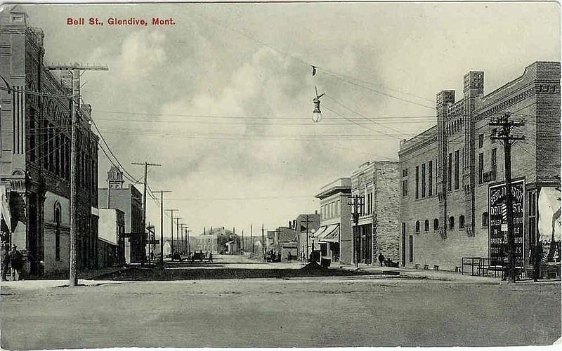 Bell Street, Glendive MT - 1913