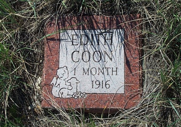 Edith Coon tombstone, Coon Cemetery, Musselshell River Breaks