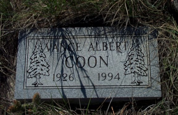 Vance Coon tombstone, Coon Cemetery, Musselshell River Breaks