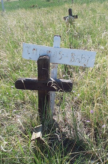 Thomas Baby Grave Marker, Coon Cemetery, Musselshell River Breaks