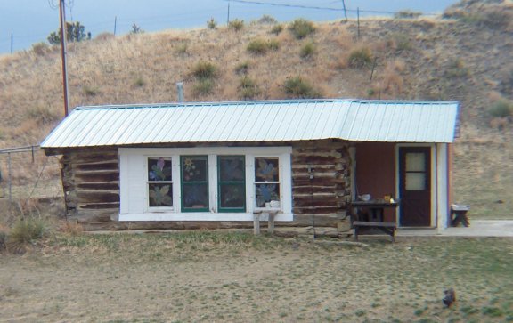 Ross Elementary School, Musselshell River Breaks