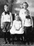 t_rosebud-ingomar-leach-children.jpg (4137 bytes)